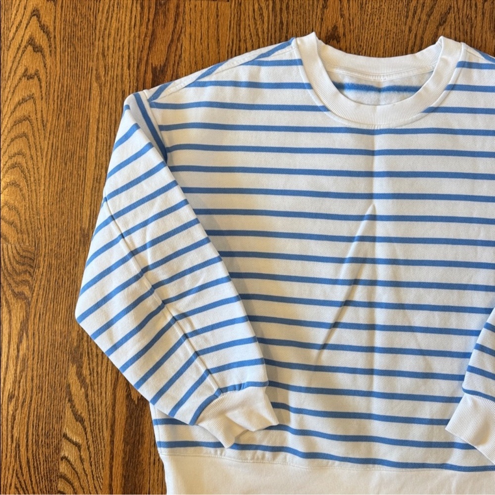 Lululemon Blue/White striped Perfectly Oversized Fleece Crewneck - Picture 3 of 6